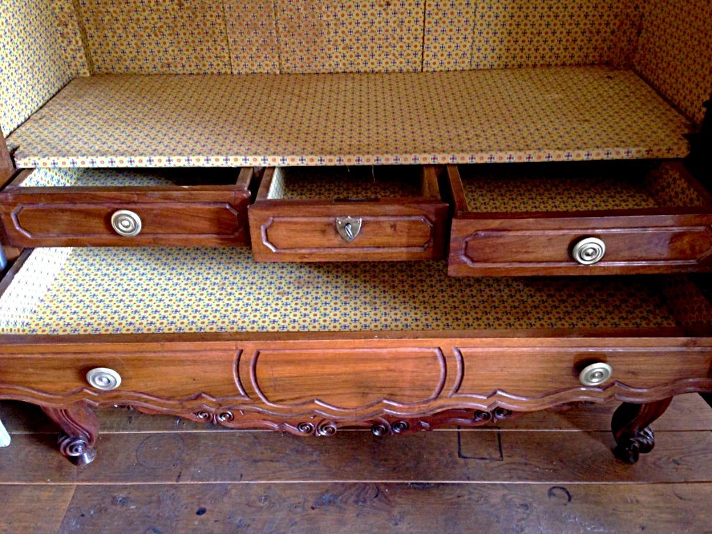 Armoire Provençale XVIII ème Siècle En Noyer-photo-4
