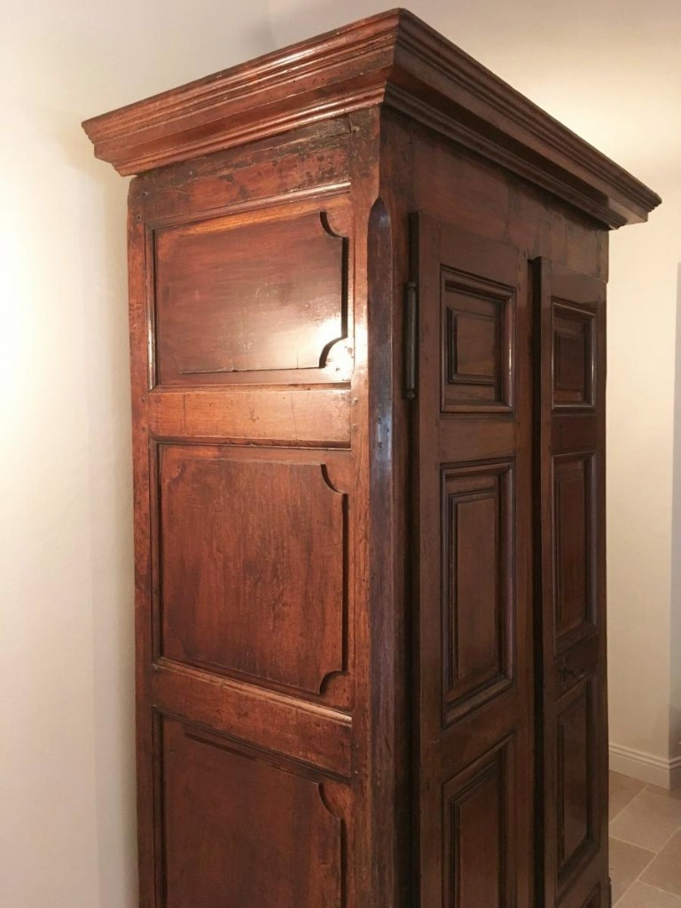 Wardrobe Louis XIII In Walnut-photo-2
