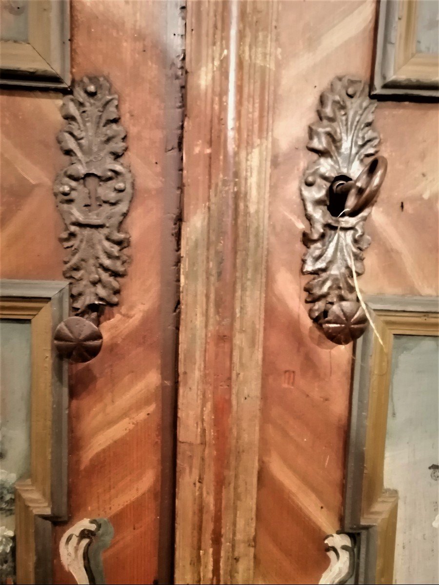 18th Century Painted Wardrobe-photo-6