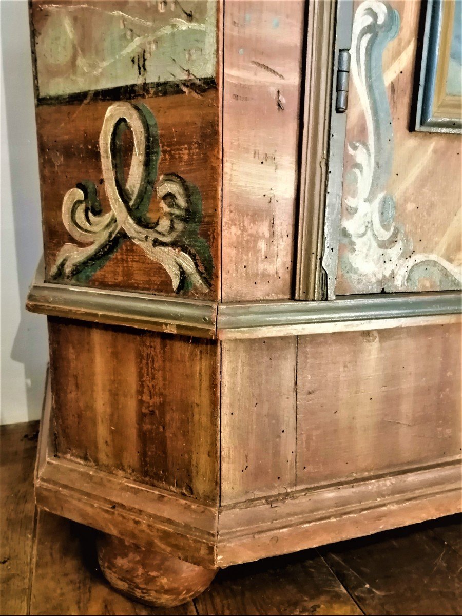 18th Century Painted Wardrobe-photo-8