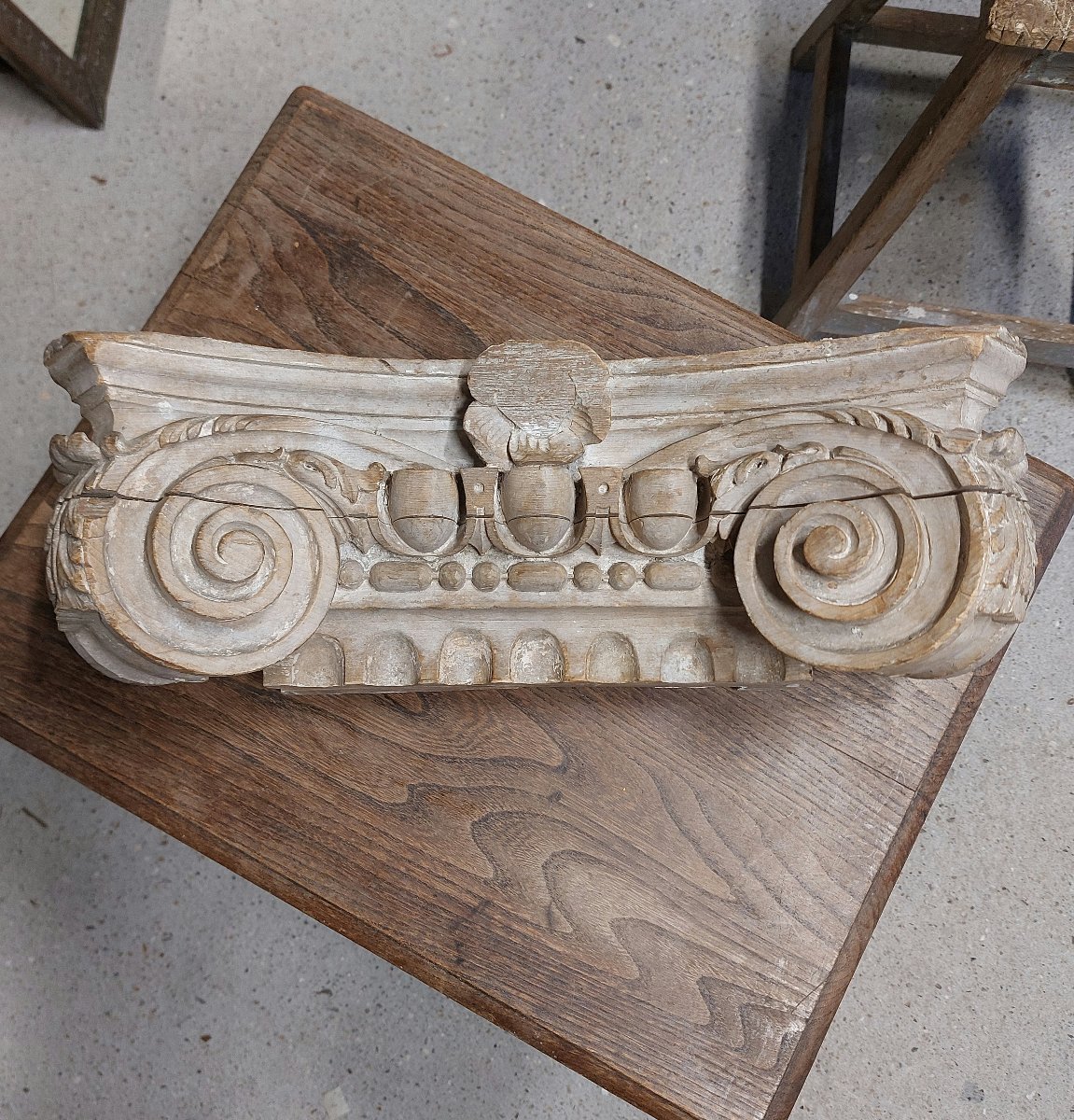 Chapiteau en bois sculpté - ornement néo classique - boiserie ancienne-photo-2