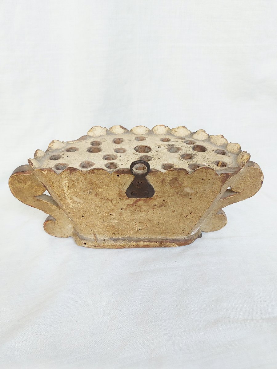 18th-century Carved And Gilded Wooden Flower Vase—for Flowers And Candles -photo-2