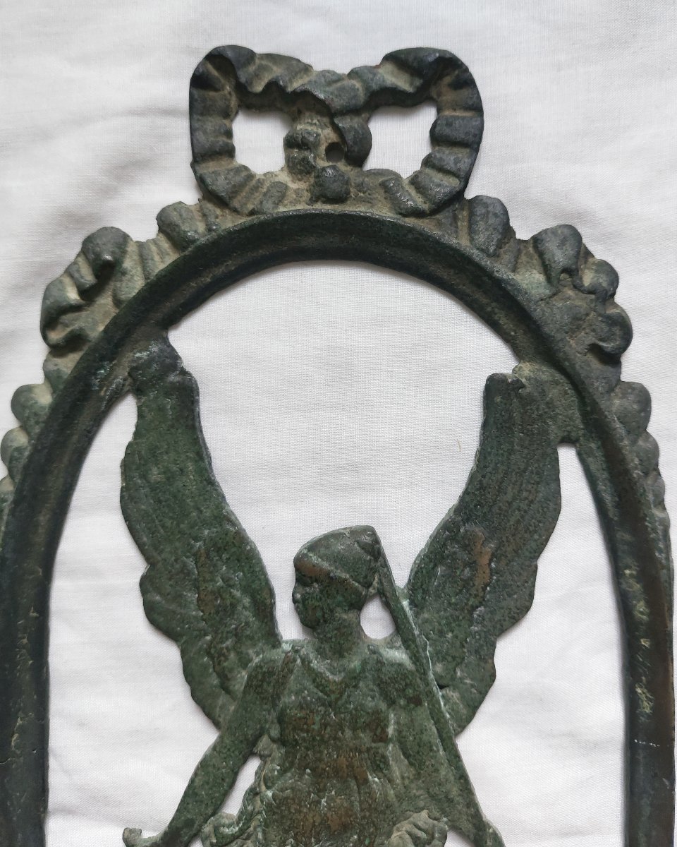Ornement - Ange de Victoire - Sculpture bronze fonte en bas relief - élément d'architecture-photo-2