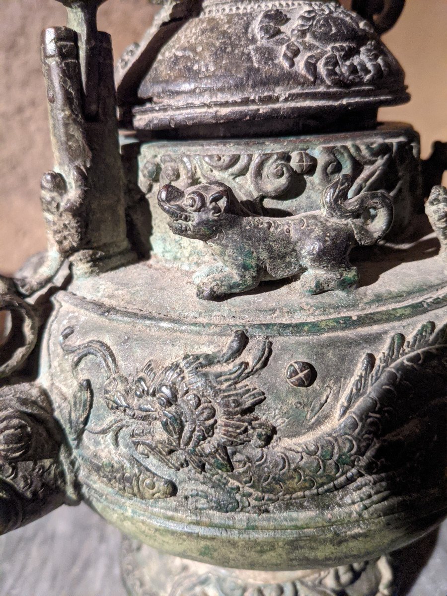 Old Ritual Kettle From Borneo-photo-3