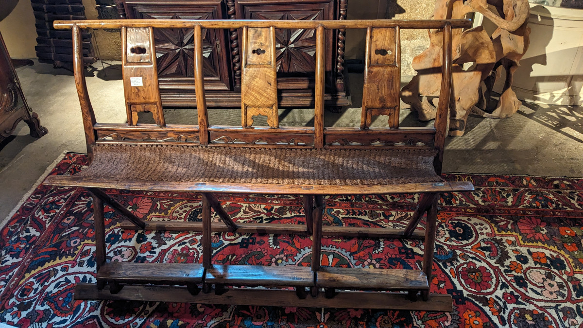 A Folding Scholar's Bench