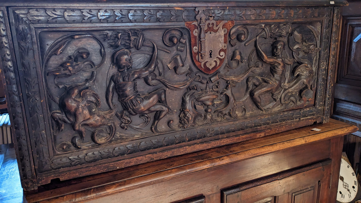 Un coffre Néo-Renaissance-photo-3