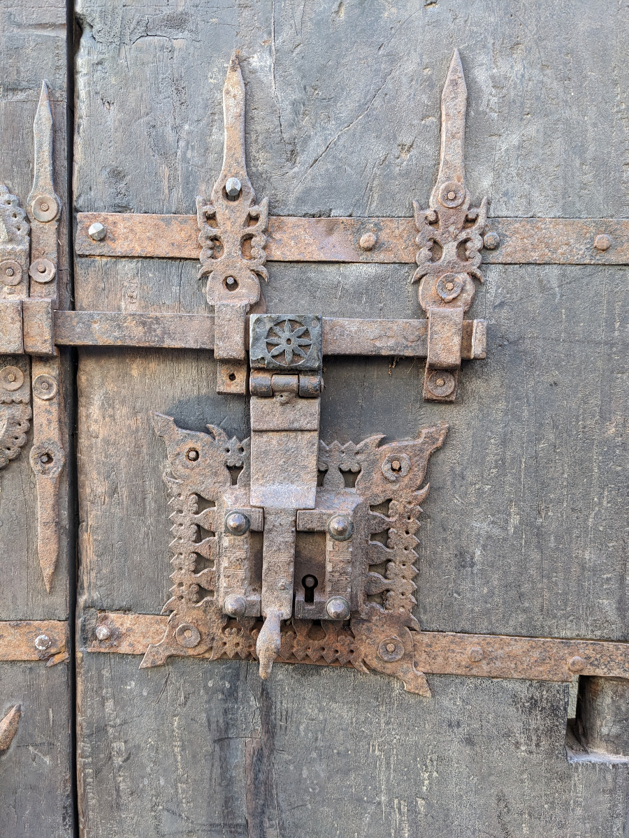 Two Indian Doors-photo-3
