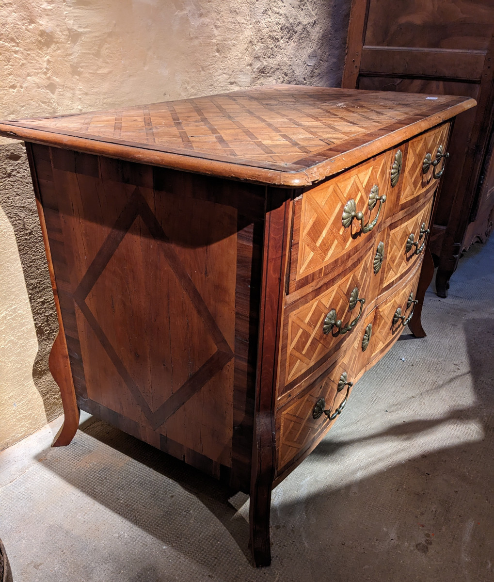 A Mazarine Chest Of Drawers-photo-3