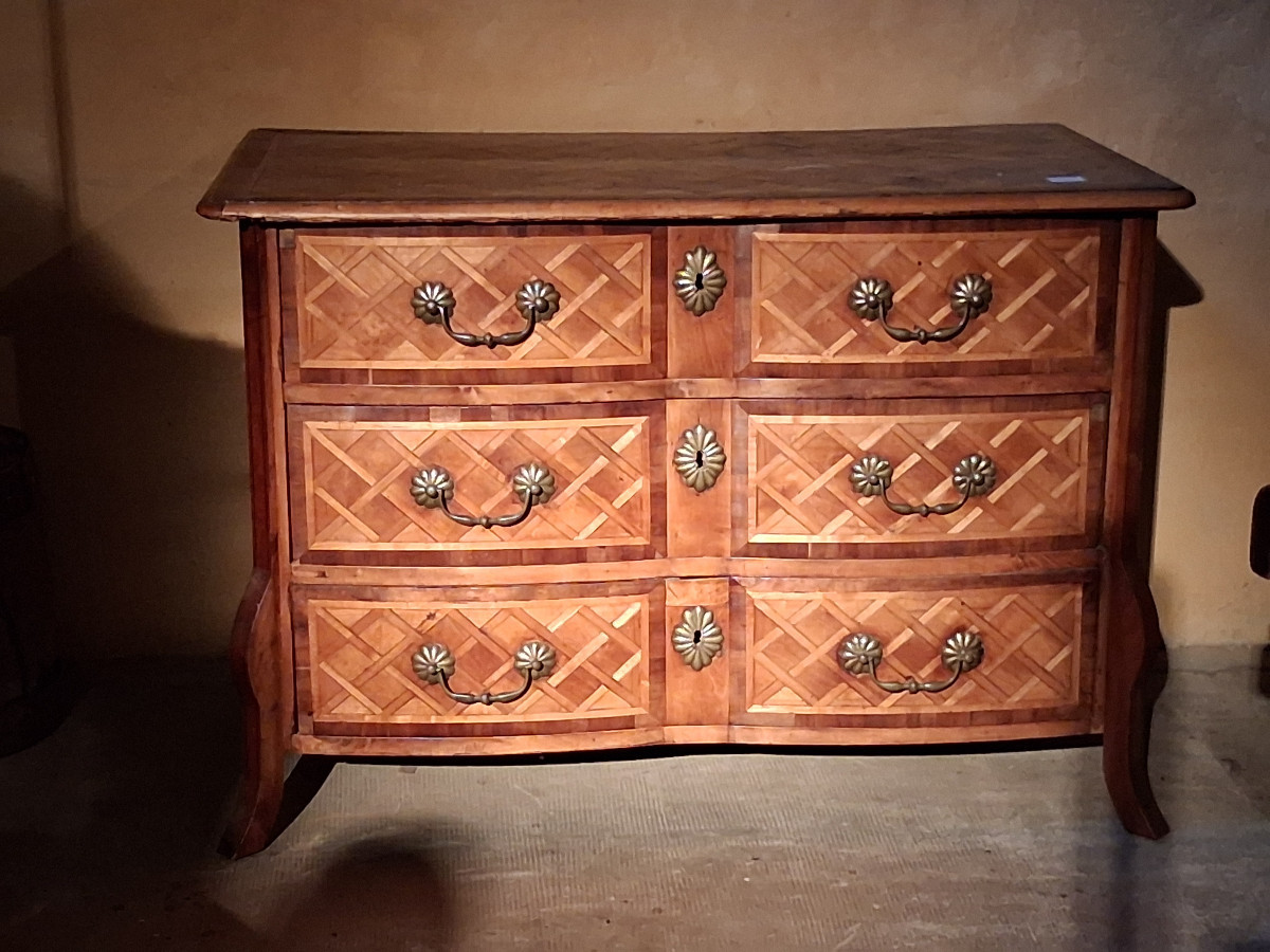 Une commode Mazarine