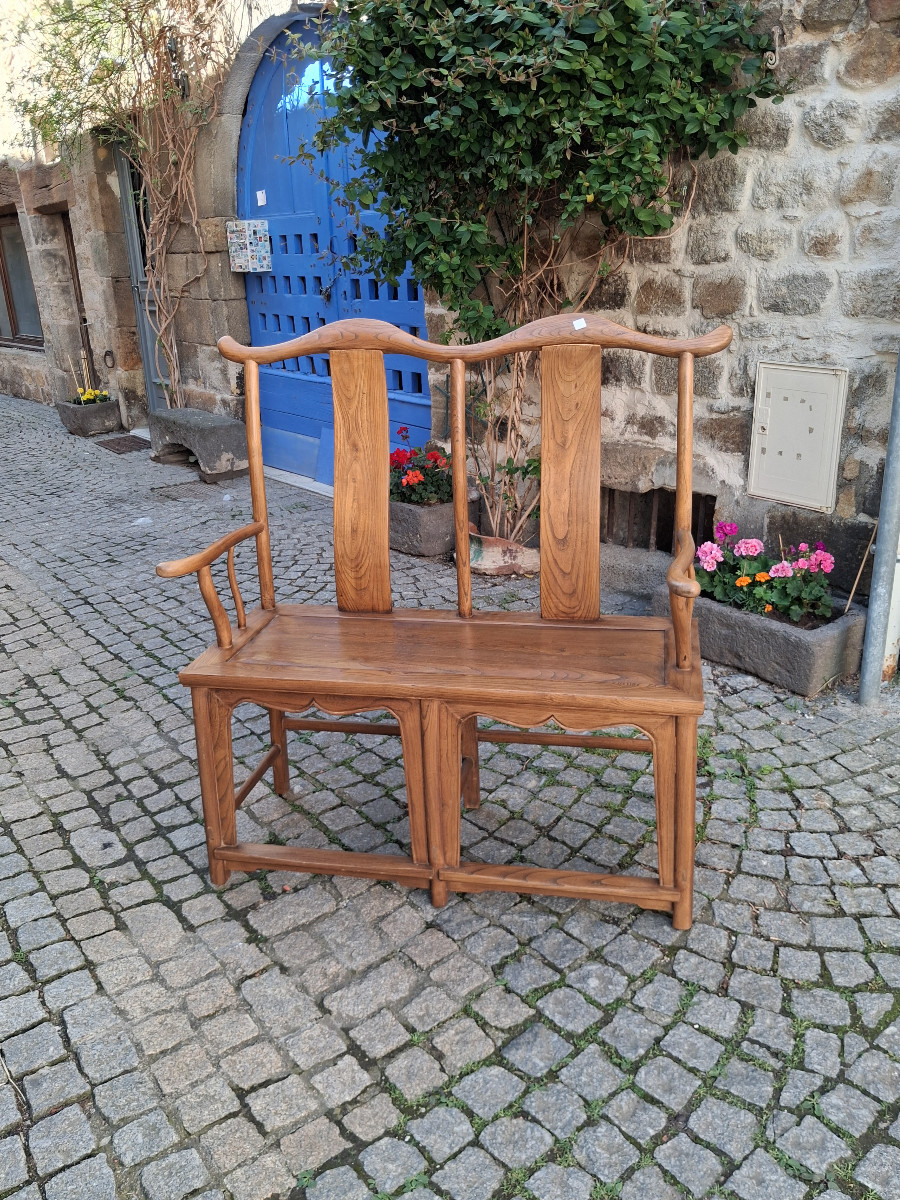 A Chinese Bench
