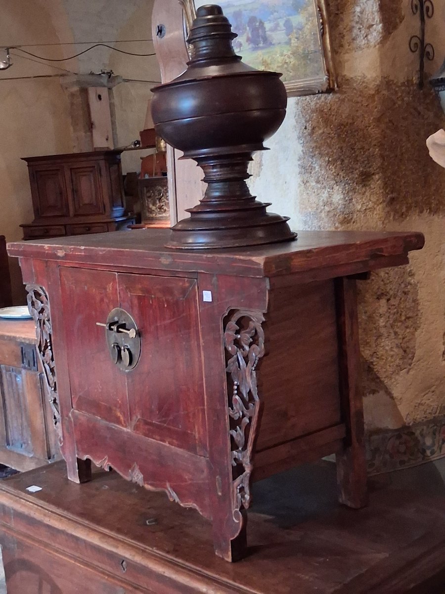 Small Chinese Sideboard-photo-3