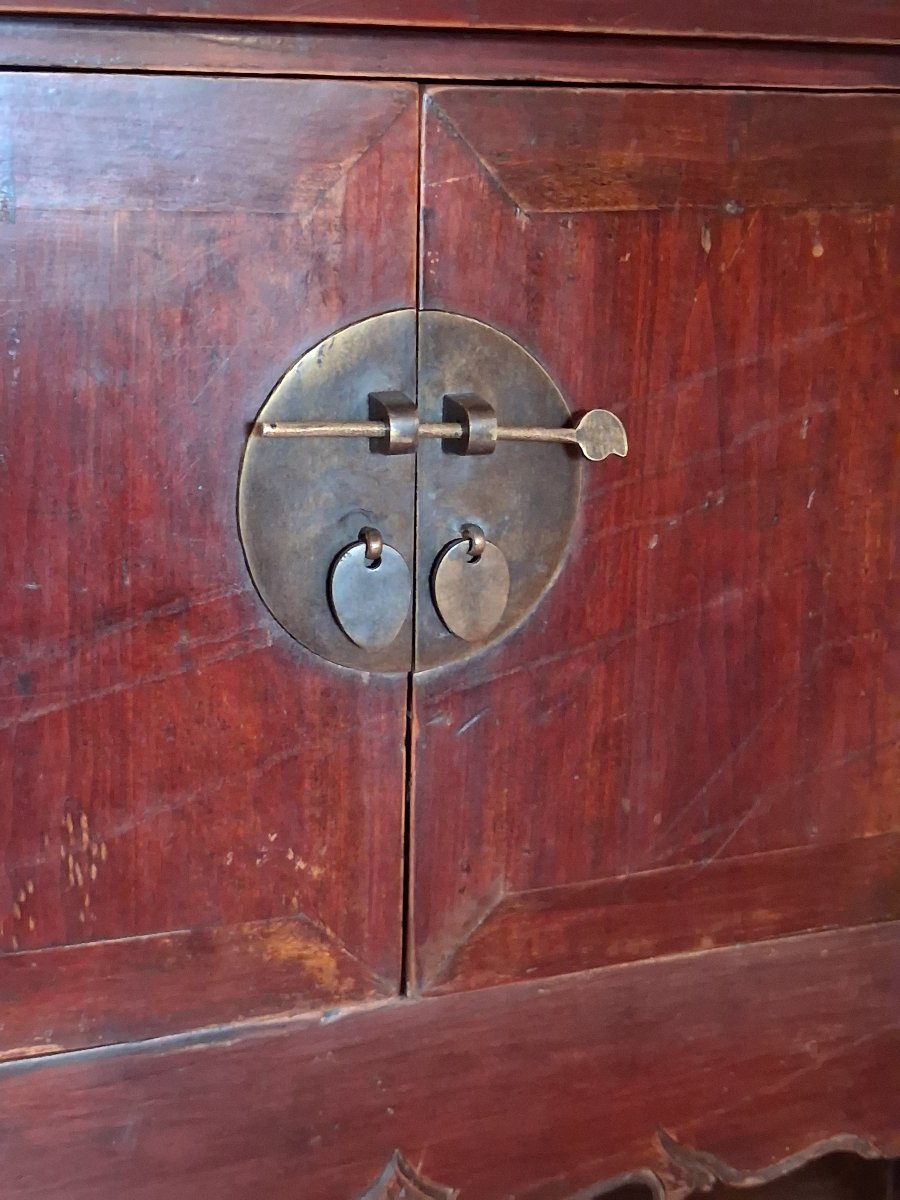 Small Chinese Sideboard-photo-4