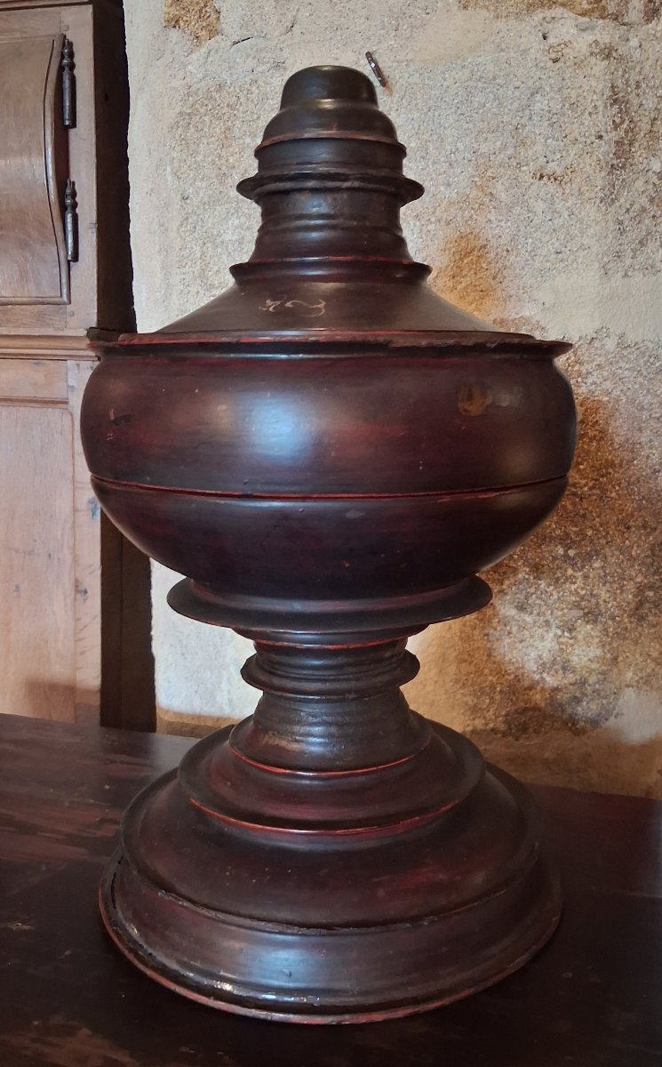 Grand pot à offrande Bouddhiste