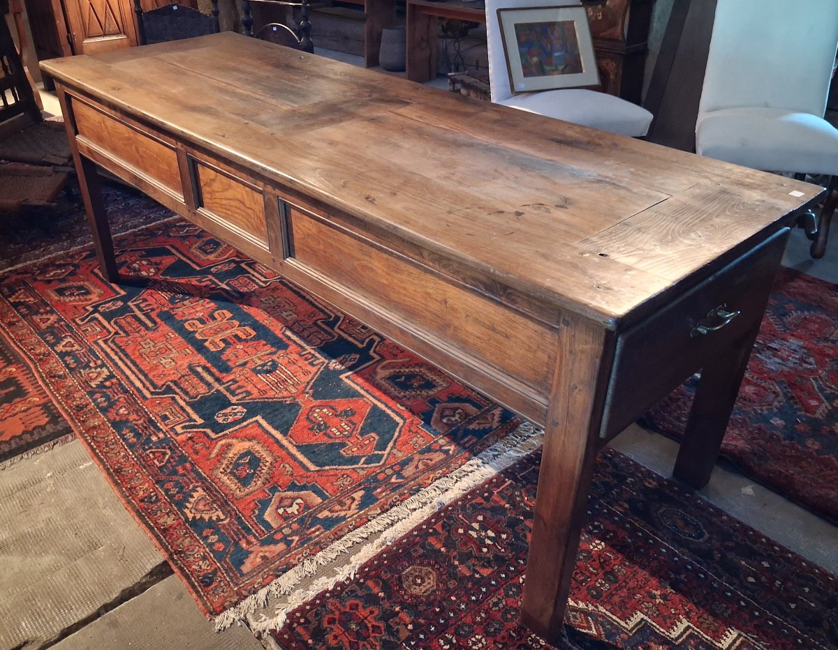 Une grande table d'office-photo-3
