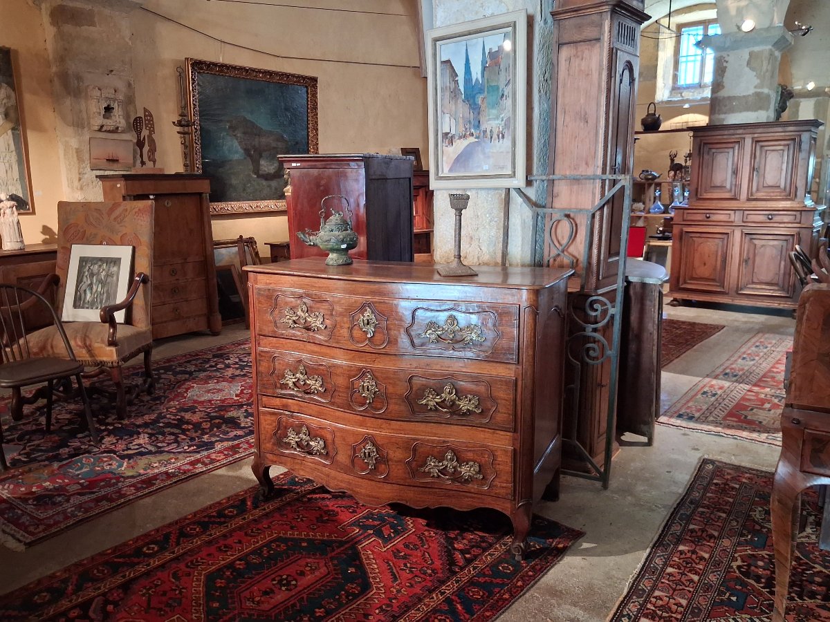 Une commode galbée-photo-2
