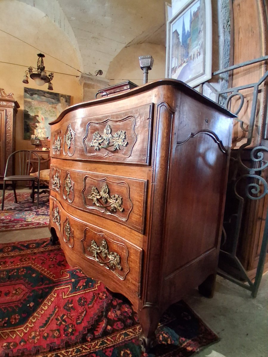 Une commode galbée-photo-3