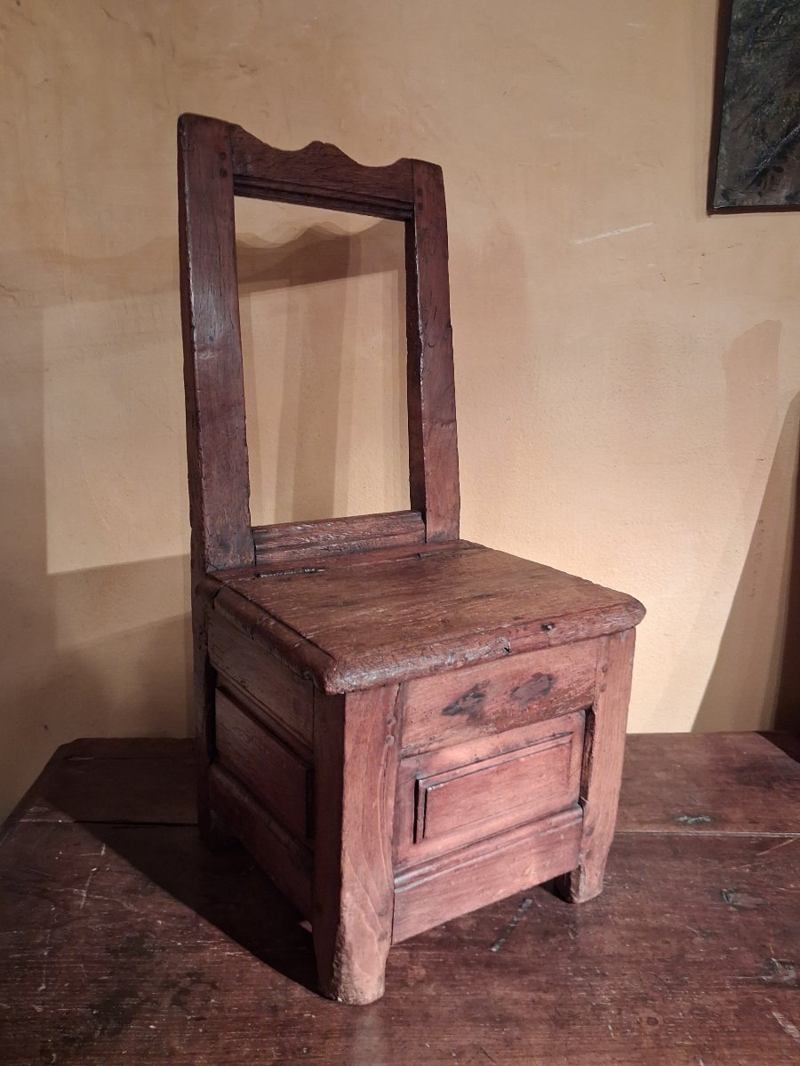 Une petite chaise à sel