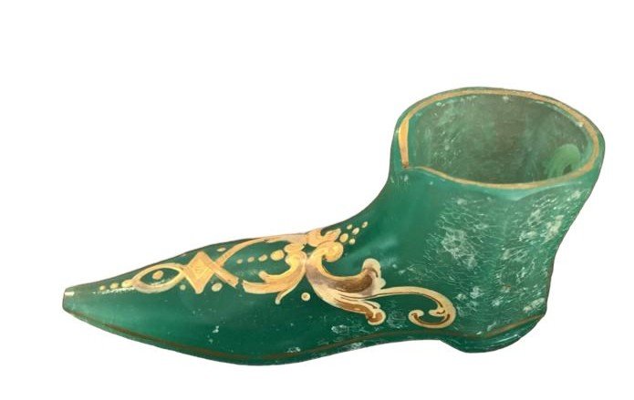 Small Shoe In Opaline Enameled In White, 19th Century.-photo-2