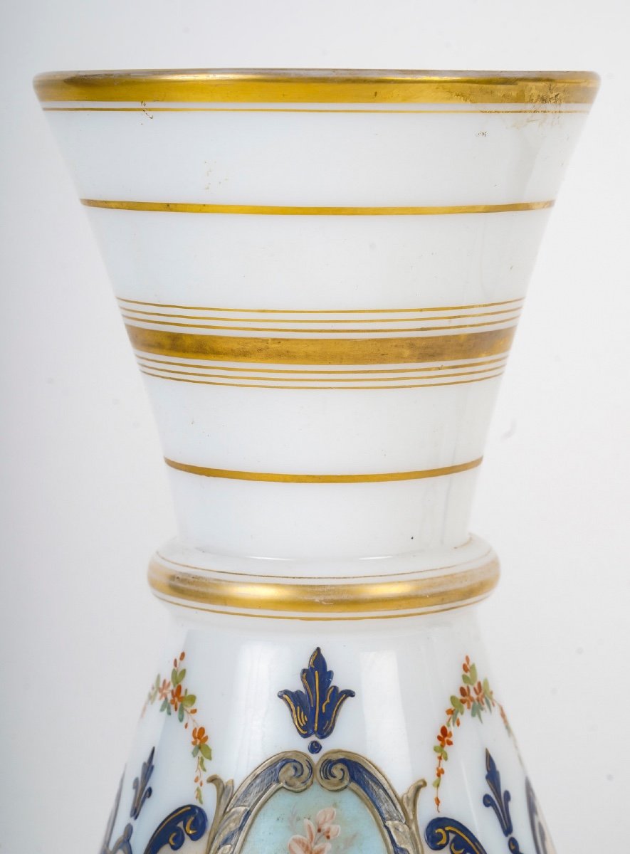 Pair Of Enamelled Opaline Vases, 1860/1880 Period-photo-3