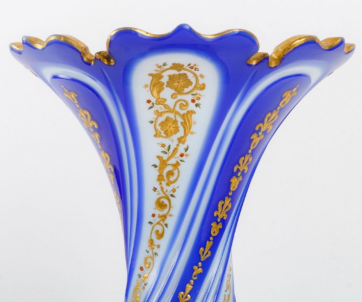 Vase En Opaline Torsadé Bleu Cobalt émaillé, 19éme Siécle -photo-5
