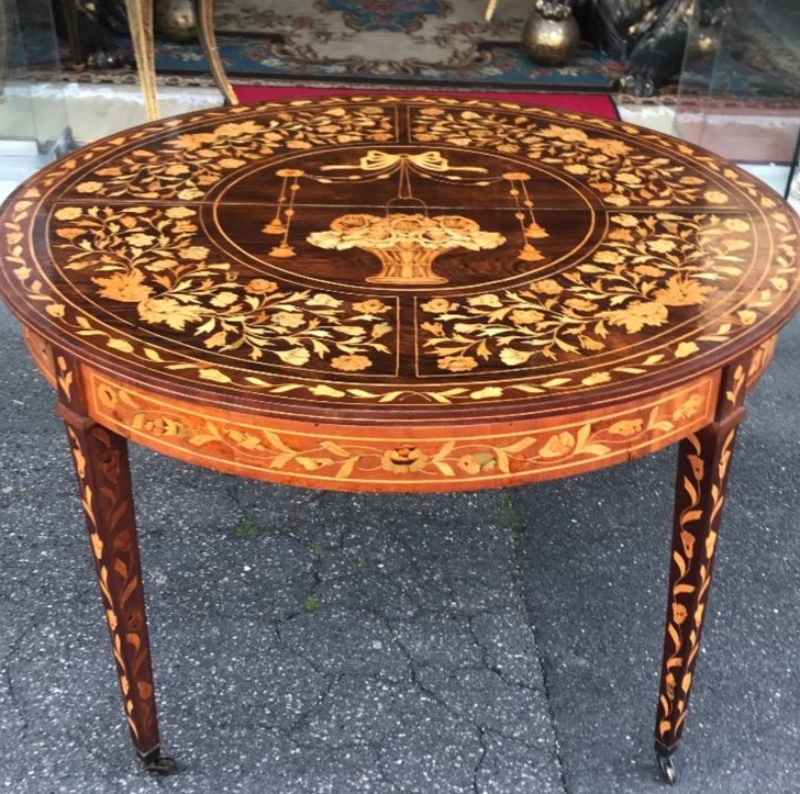 Rare Table Du Milieu En Marqueterie De Noyé, 19éme Siécle