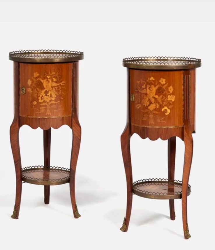 Paire De Tables Tambour De Style Transition En Bois Précieux Et Bronze Doré