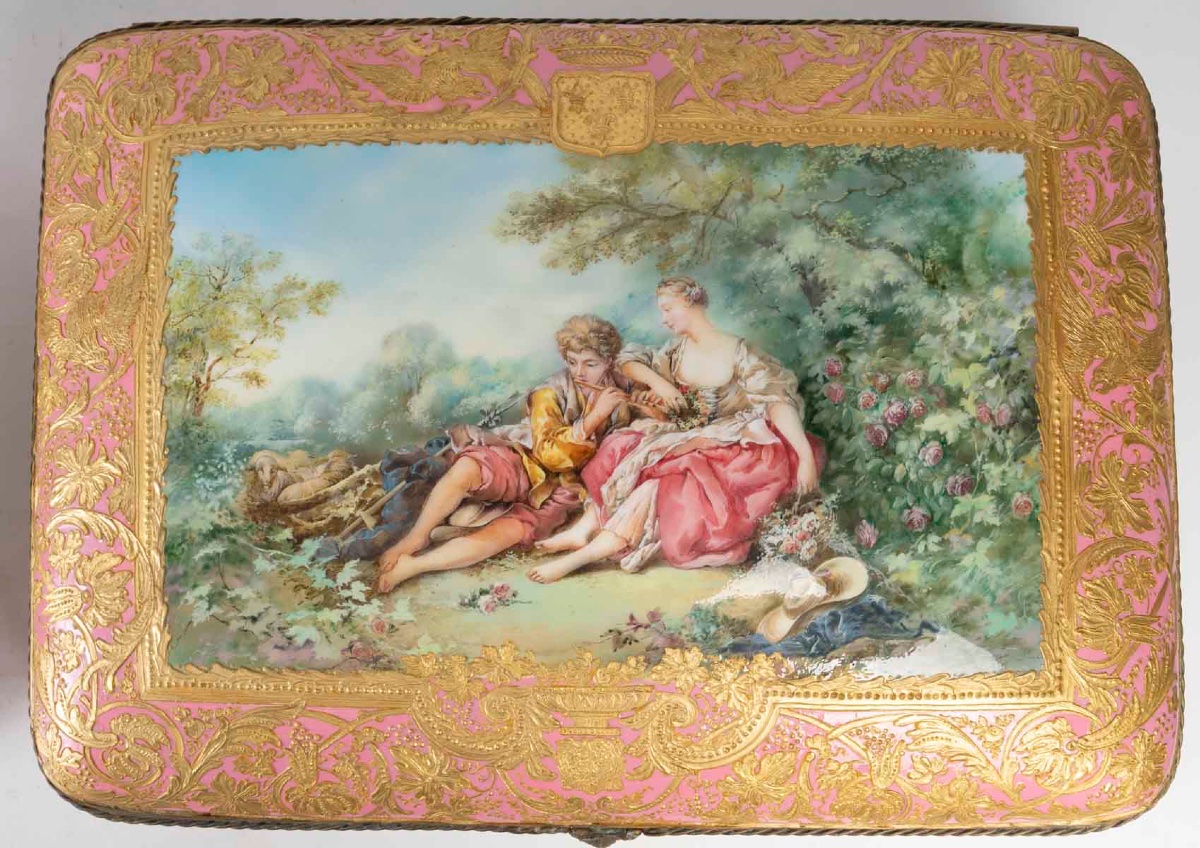 Paire Rare De Boîtes En Porcelaine De Sèvres émaillée à L’or, Peint à La Main -photo-2