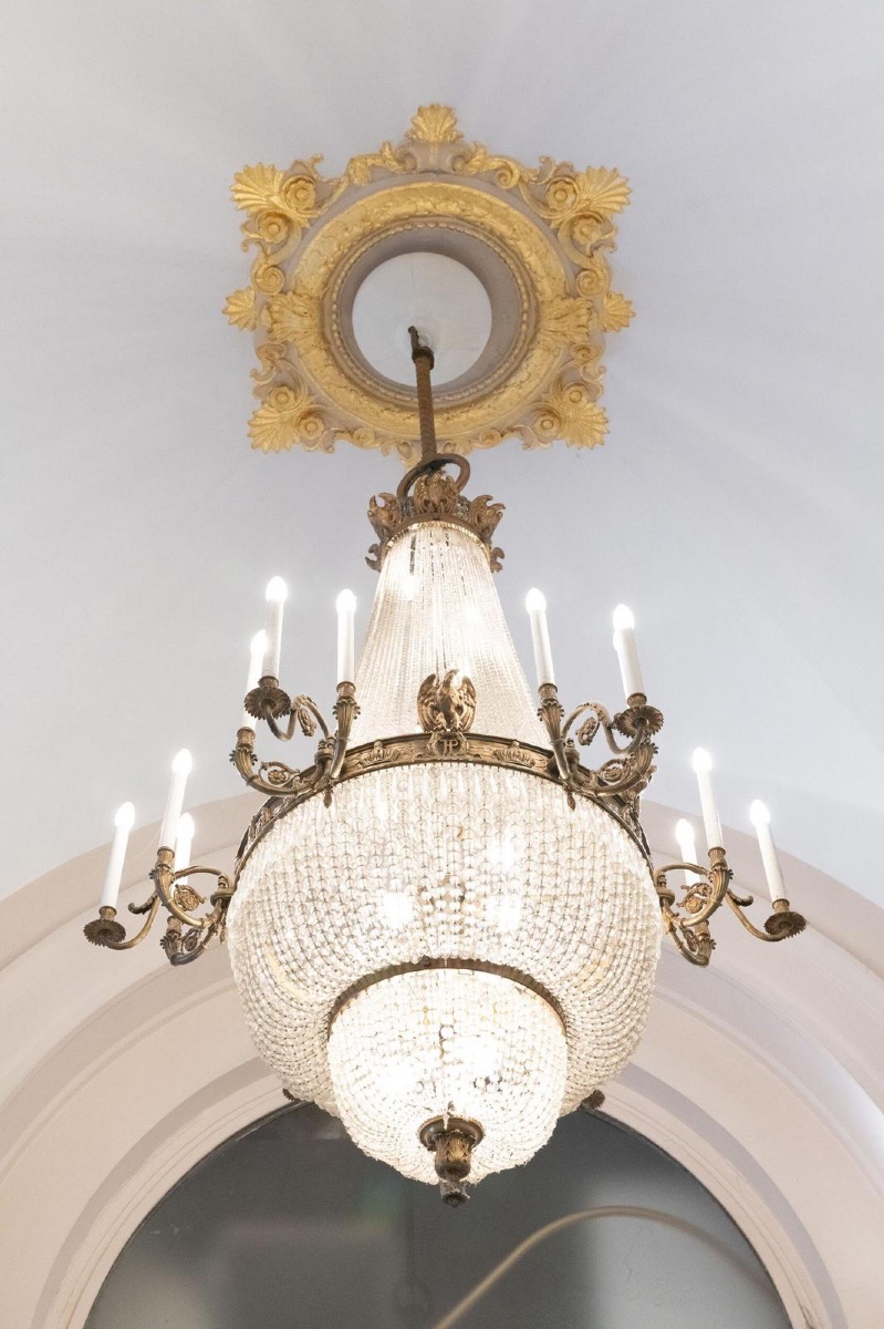 Pair Of 18-light Basket Chandeliers In The Napoleon III Style-photo-2