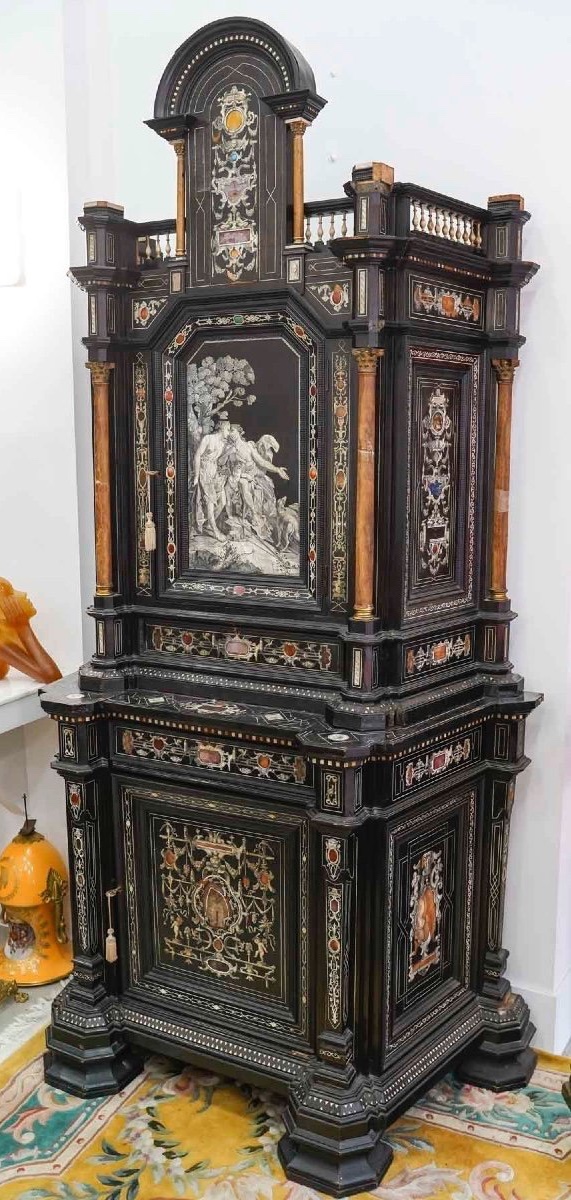 Cabinet en ébène et ivoire – Fin du 18éme siècle