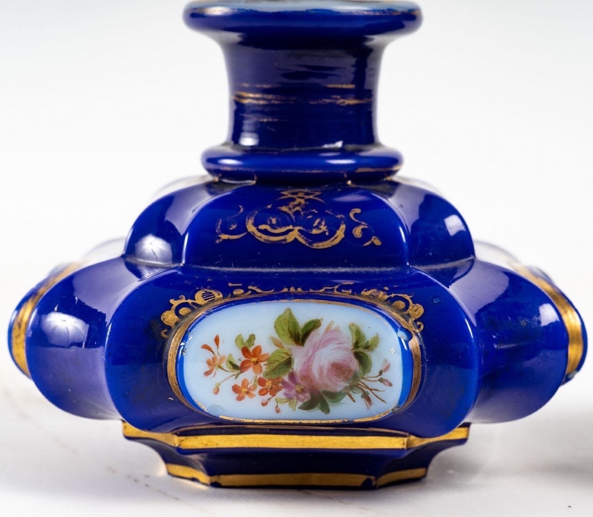 Pair Of Enameled Opaline Bottles, 19th Century-photo-1