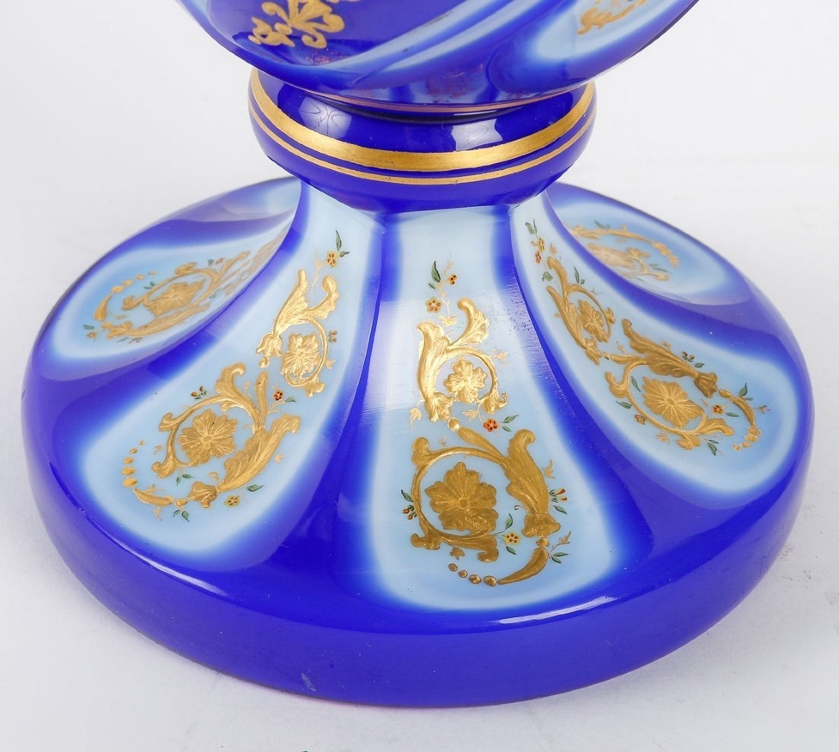 Vase en Opaline Torsadé Bleu Cobalt Émaillé, 19ᵉ Siècle-photo-3