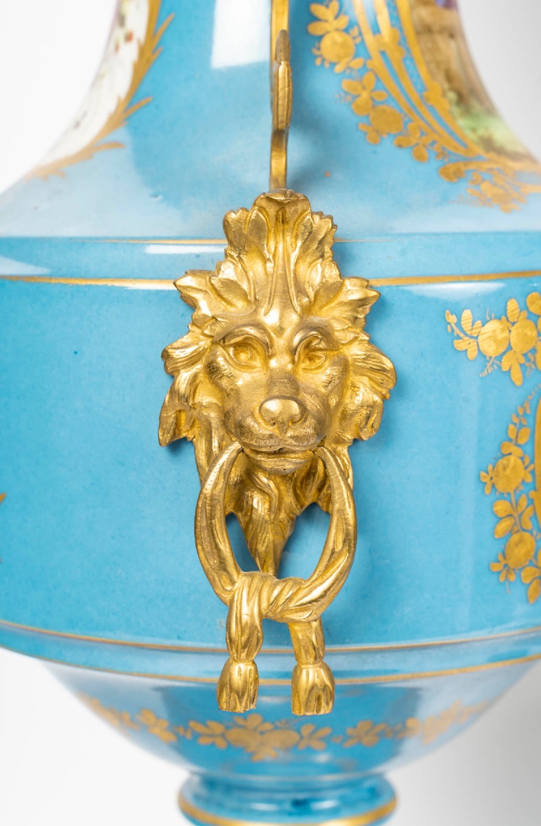 Rare paire de vases en porcelaine de Sèvres, époque Napoléon 3-photo-3