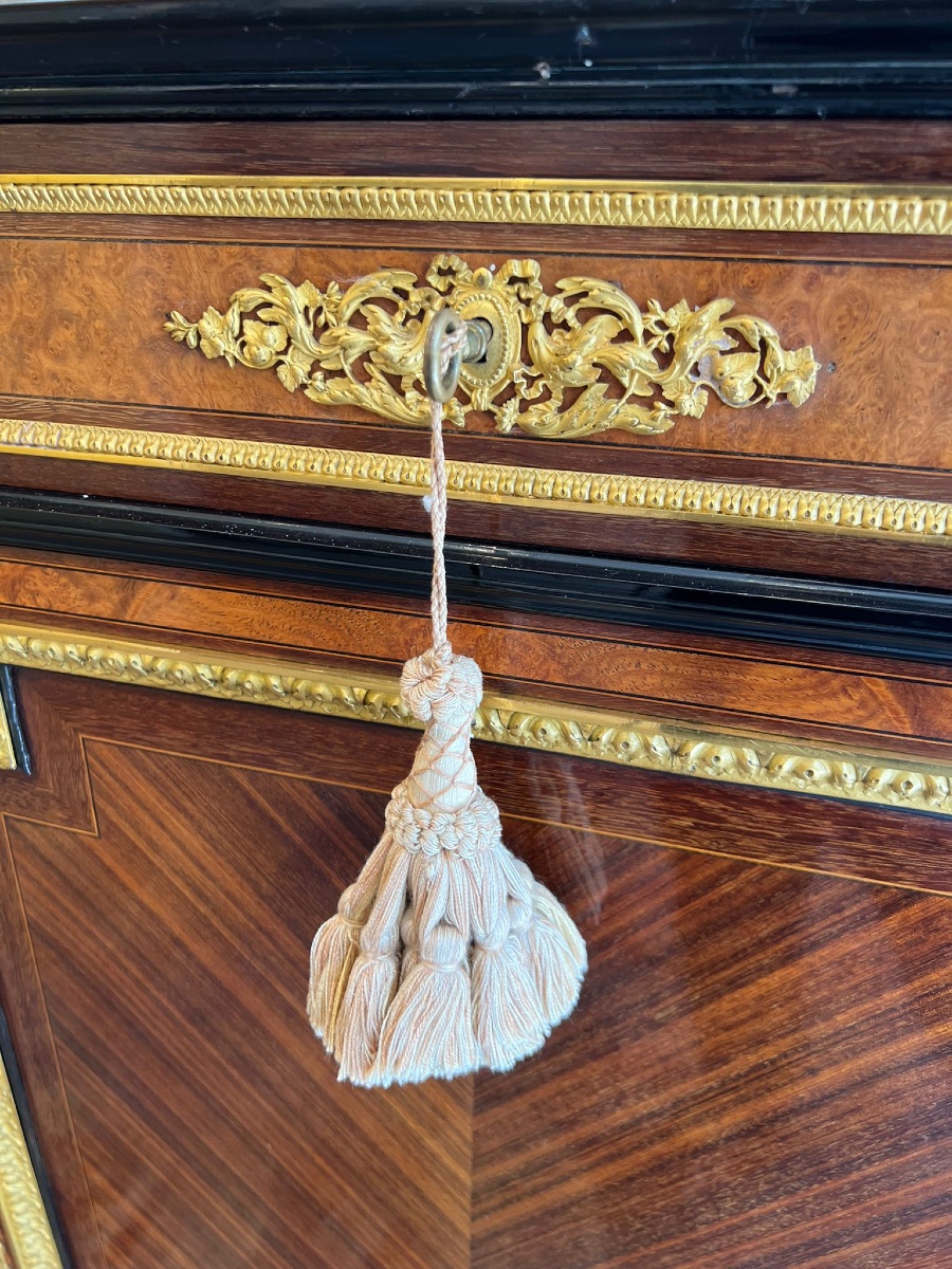 Grand buffet en acajou d’après Grohe, époque début 19e siècle-photo-5
