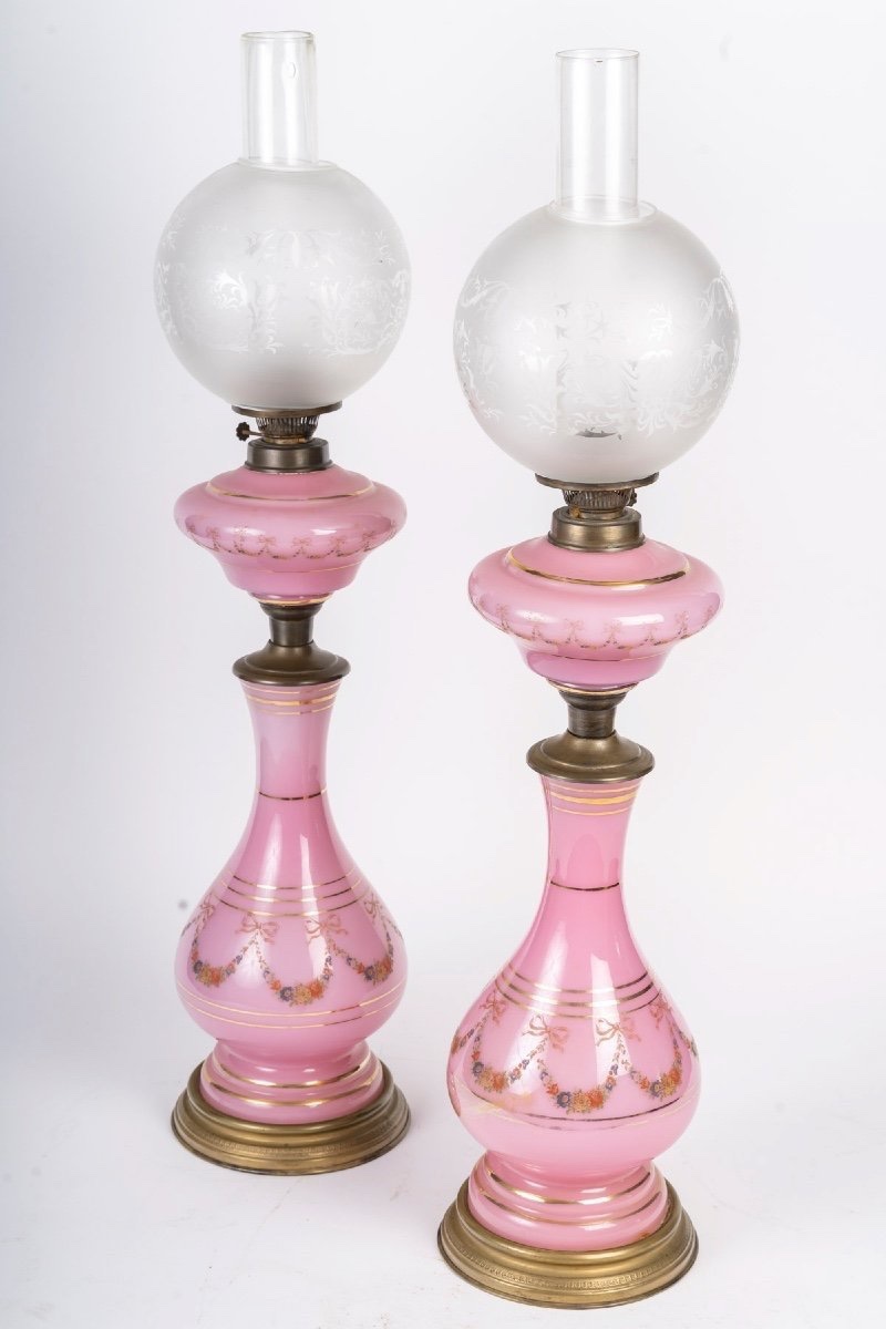 Duo de lampes à pétrole en opaline rose – 19e siècle-photo-4