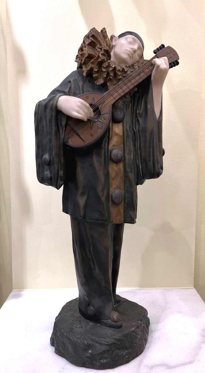 Rare Bronze Sculpture On A Carrara Marble Base "pierrot – The Serenade"