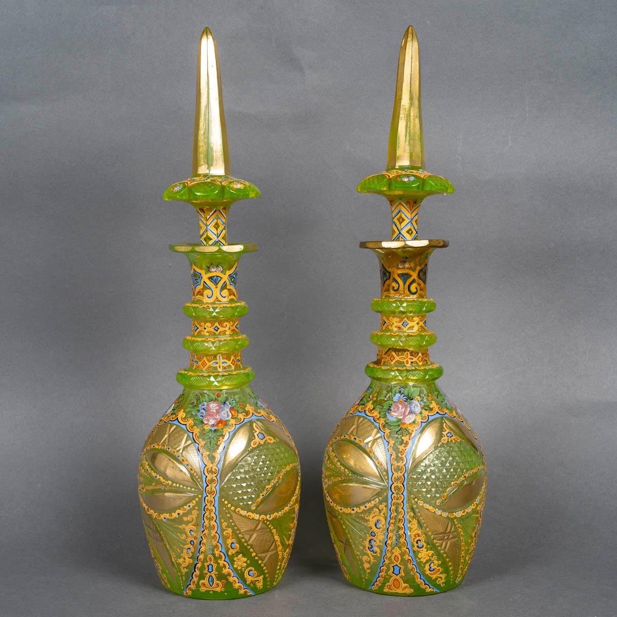 Paire de carafes attribuées à l’époque de Fath Ali Chah Qajar, Perse.-photo-1