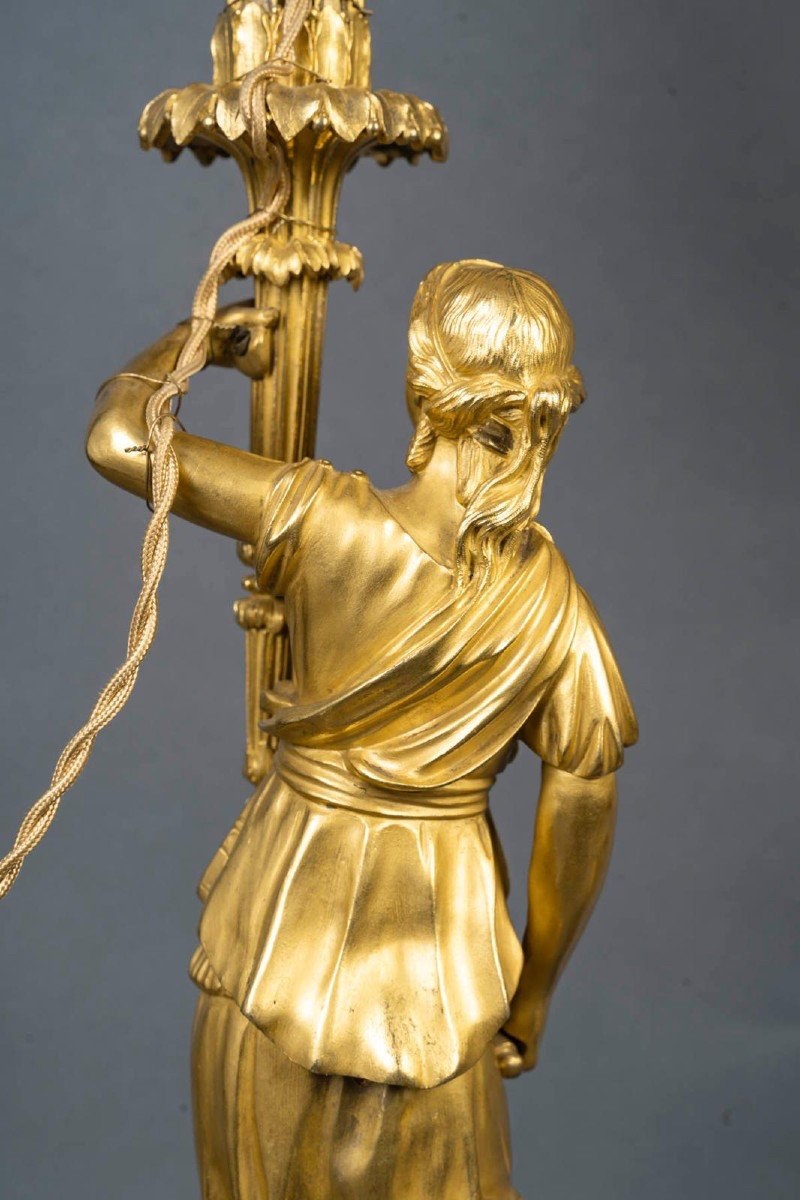 Paire de candélabres en bronze ciselé et doré, style Louis XVI-photo-4