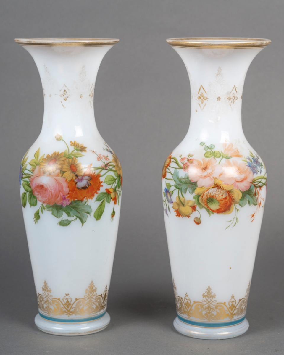Pair Of Glazed Opaline Vases With Floral Decoration - Baccarat, 19th Century-photo-2