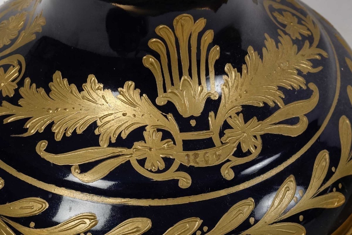 Pair Of Sèvres Porcelain Vases-photo-4