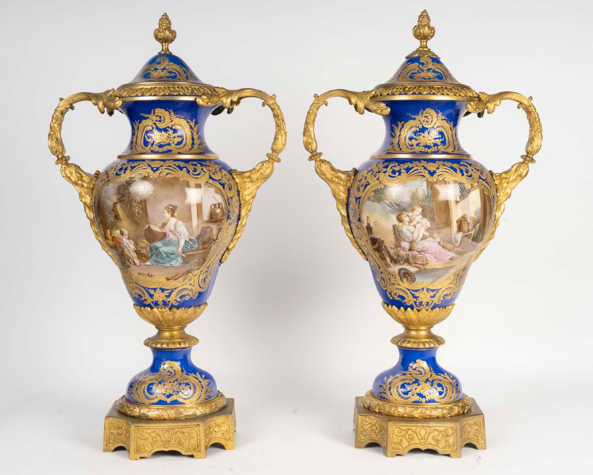 Paire de vases - porcelaine de Meissen montés en bronze doré, 19ᵉ siècle