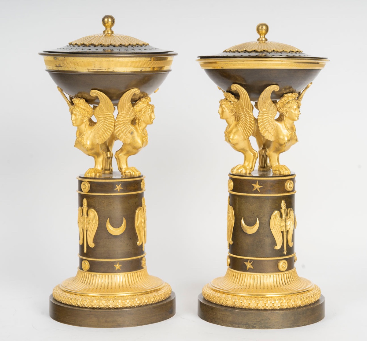 Pair Of Empire Gilt Bronze Cassolettes With Winged Sphinxes, France, Empire Period-photo-4