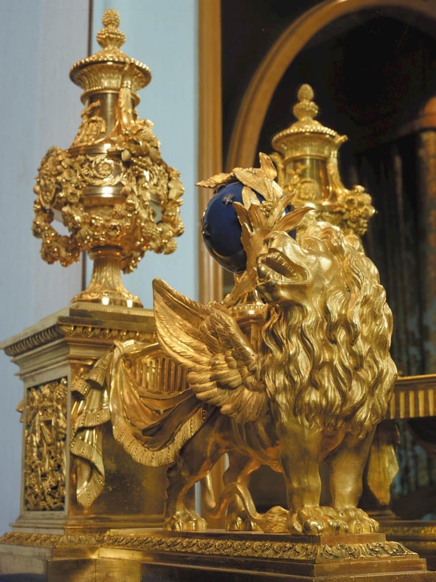 Pair Of Louis XVI Style Gilt Bronze Andirons "with Winged Lions", Paris, Maison Beurdeley-photo-2