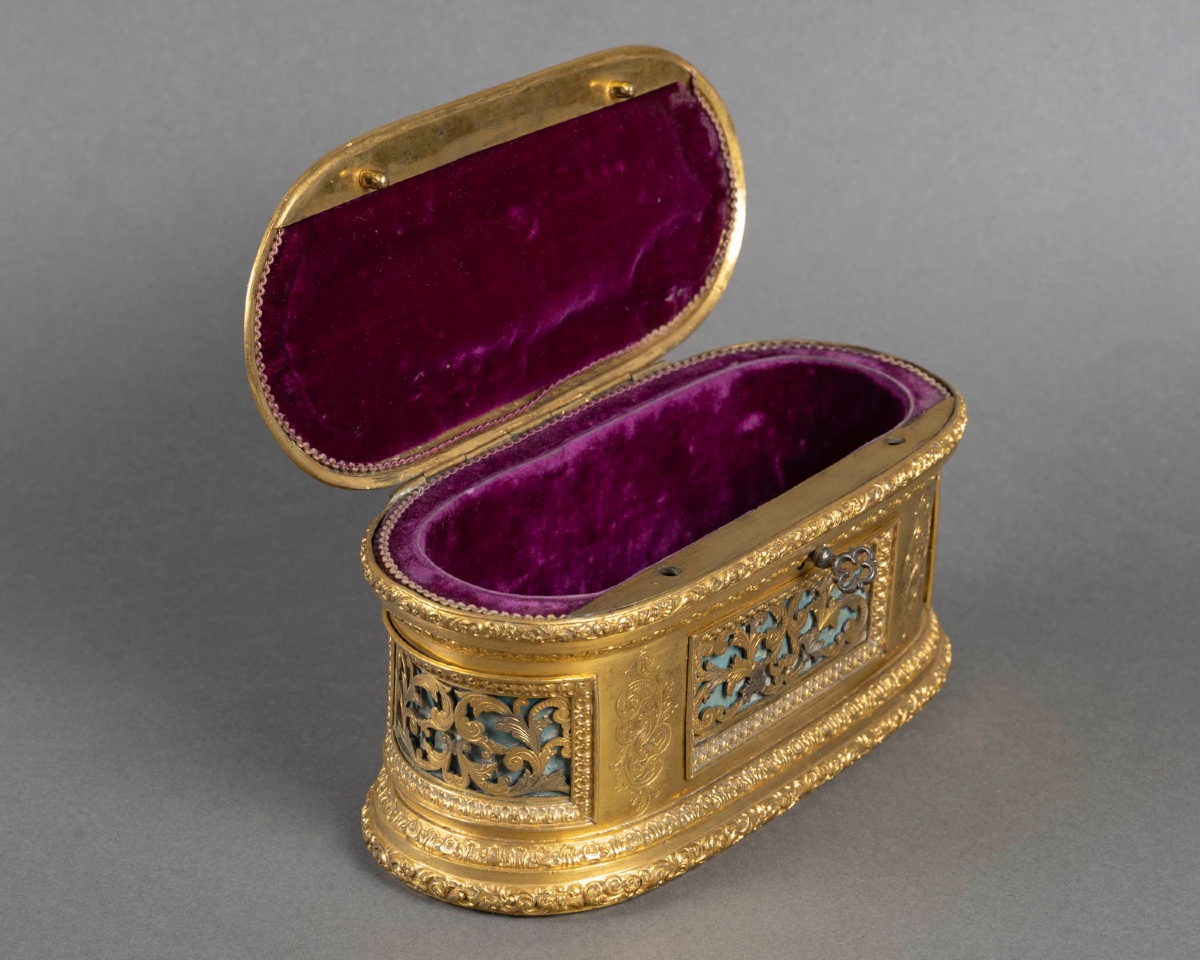 Coffret en bronze doré et émail, 19e siècle-photo-1