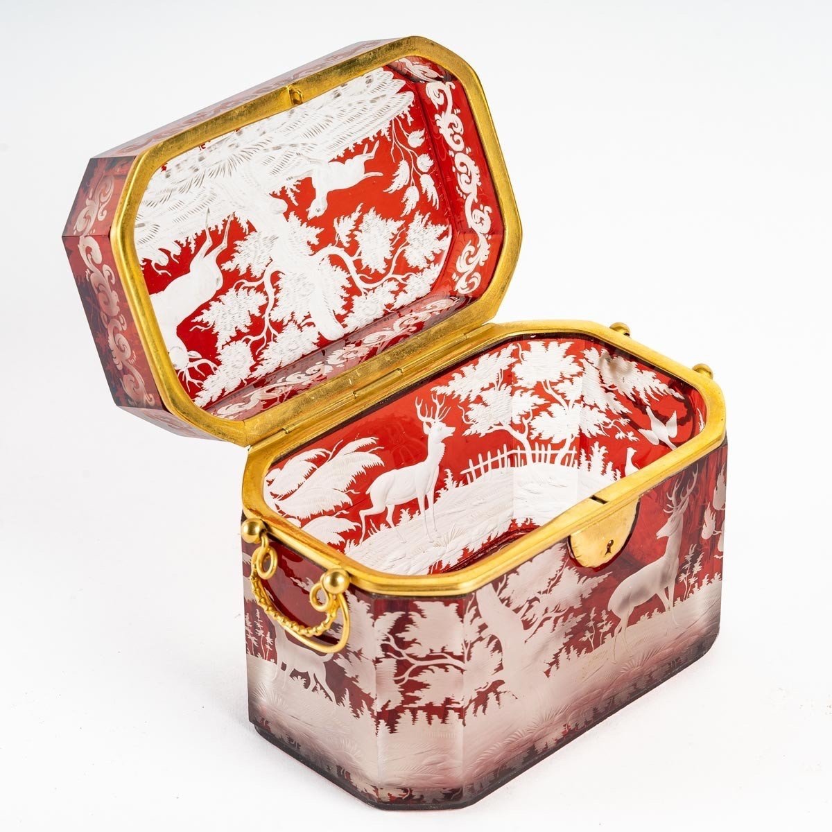 Bohemian Crystal Box With Hunting Scene Decoration, 19ᵉ Century-photo-4