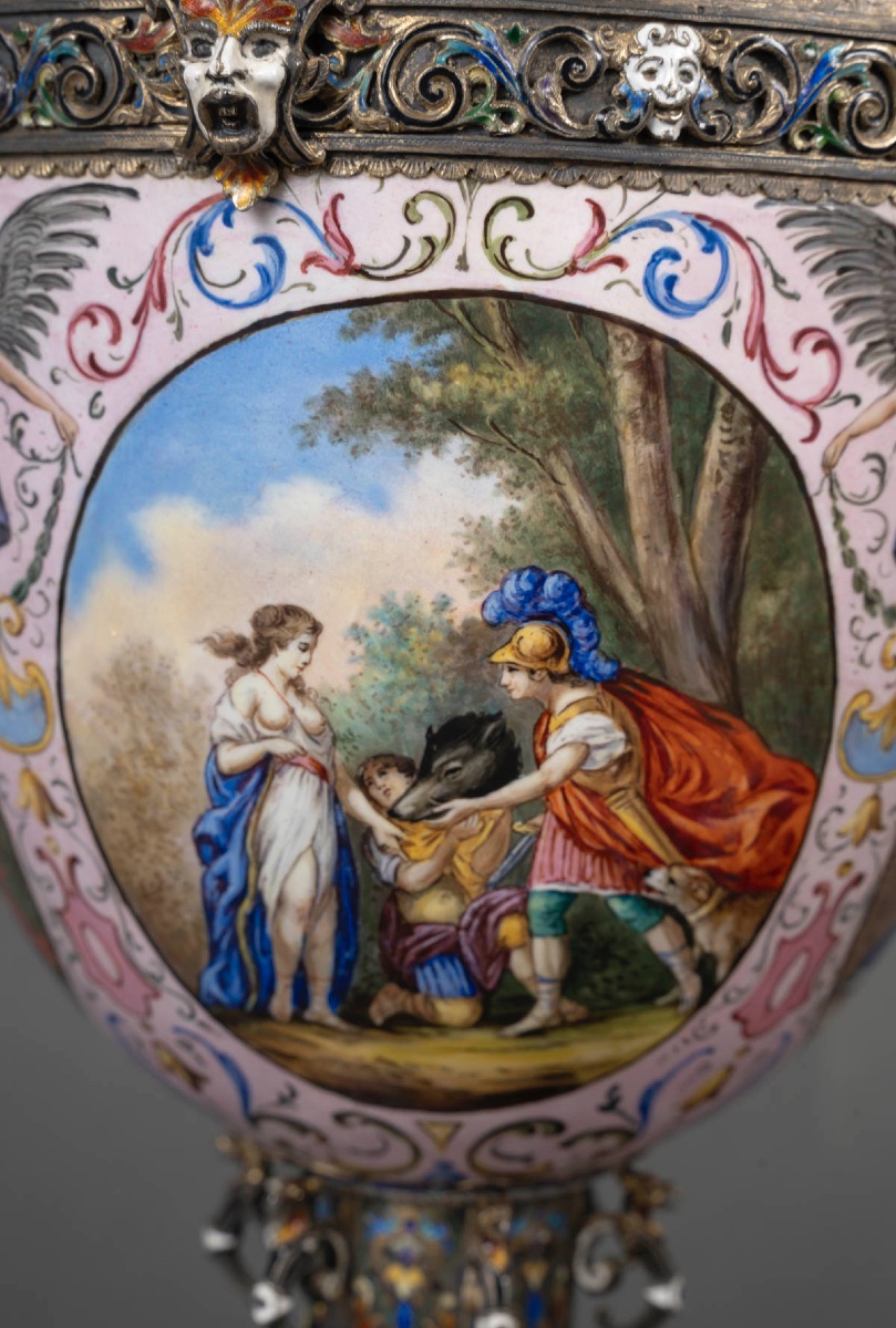 Paire de vases couverts en argent émaillé – Hermann Böhm, Vienne, fin 19e siècle-photo-2