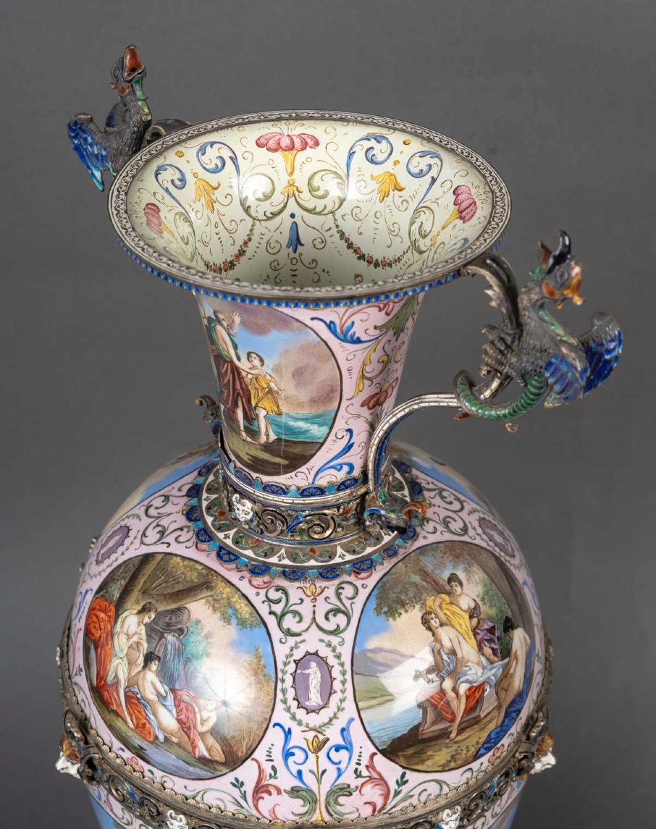 Paire de vases couverts en argent émaillé – Hermann Böhm, Vienne, fin 19e siècle-photo-4