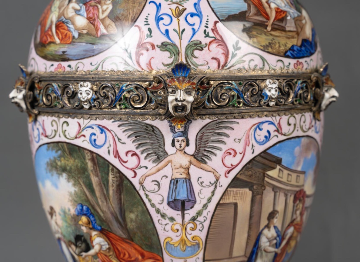 Paire de vases couverts en argent émaillé – Hermann Böhm, Vienne, fin 19e siècle-photo-5