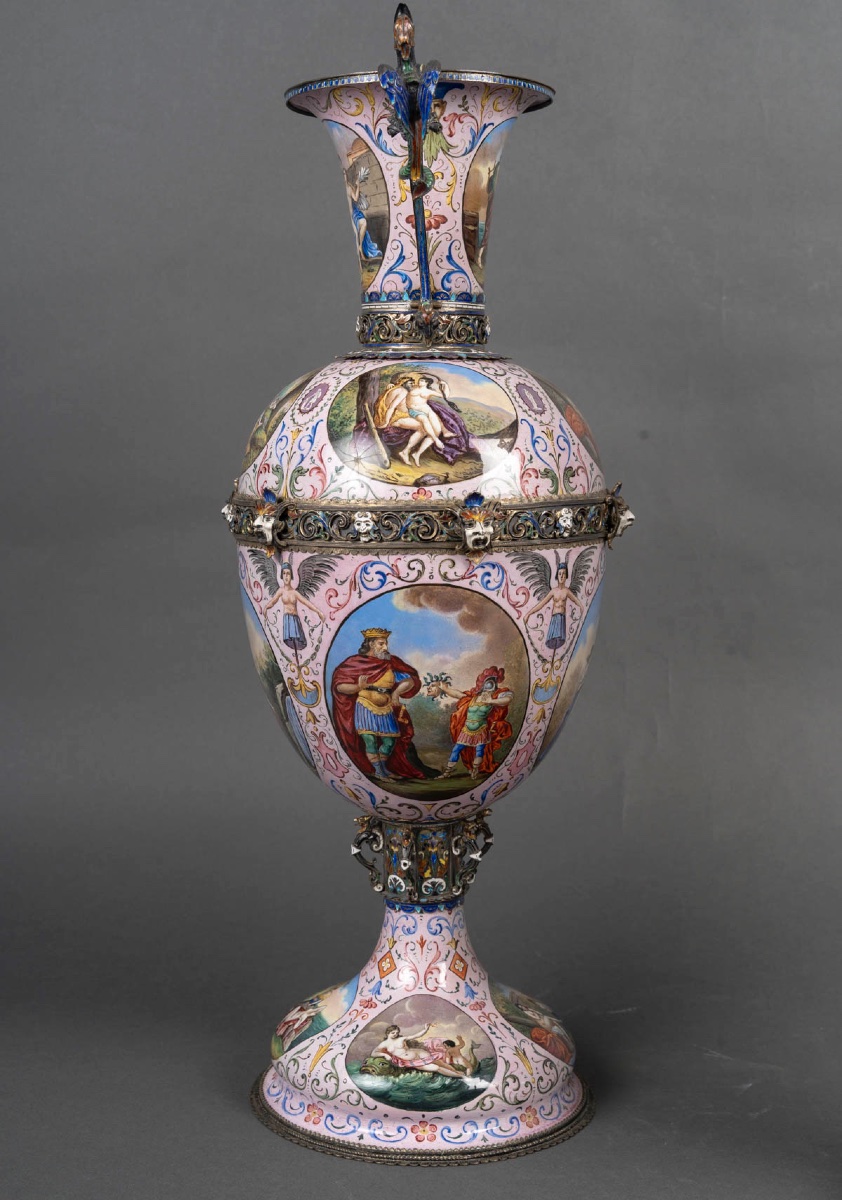 Paire de vases couverts en argent émaillé – Hermann Böhm, Vienne, fin 19e siècle-photo-6