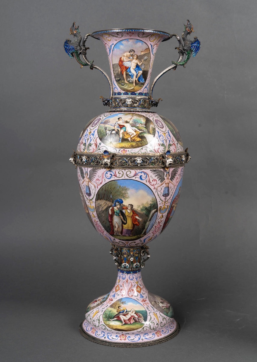 Paire de vases couverts en argent émaillé – Hermann Böhm, Vienne, fin 19e siècle-photo-7
