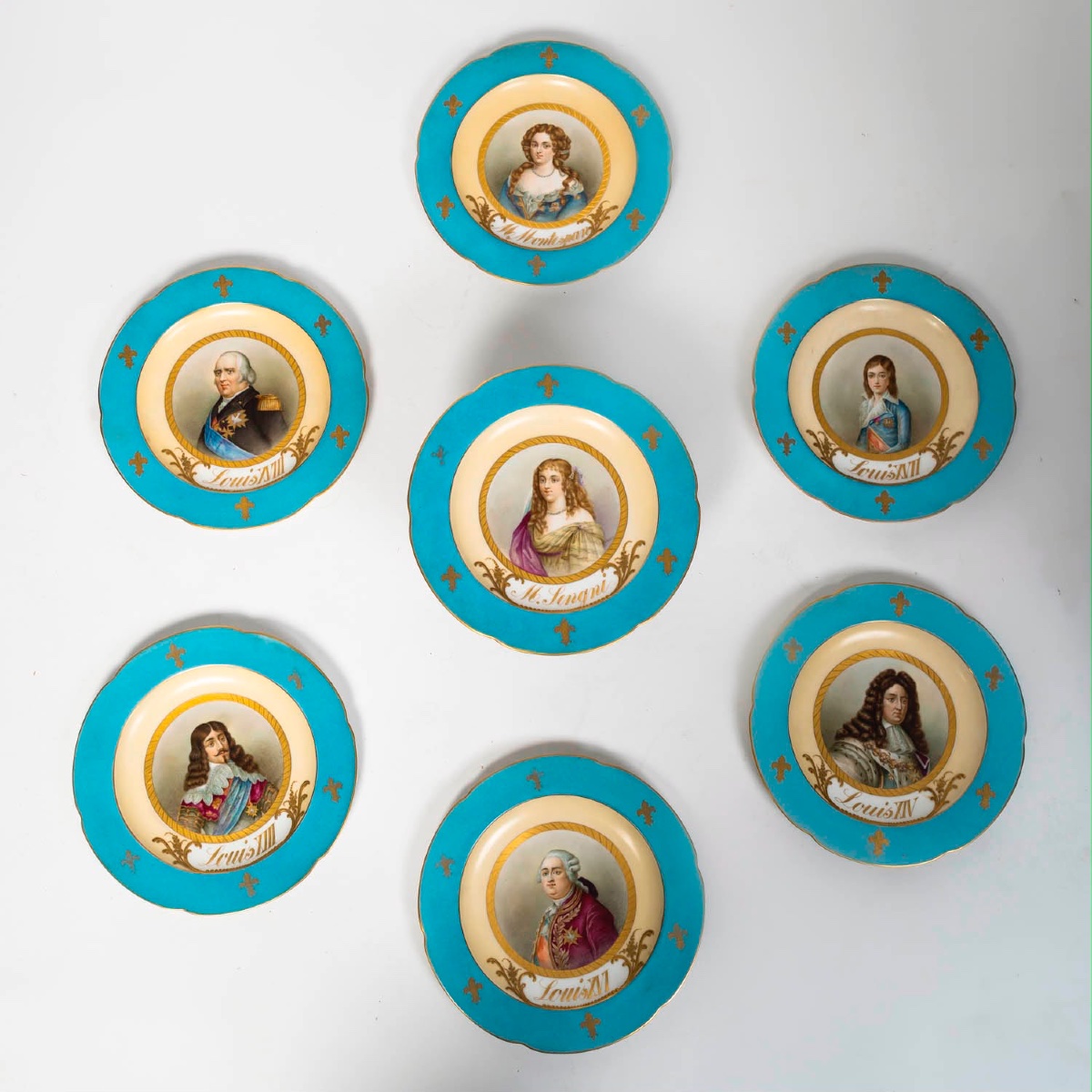 Rare Sèvres Porcelain Dessert Set – Château De Fontainebleau Brand